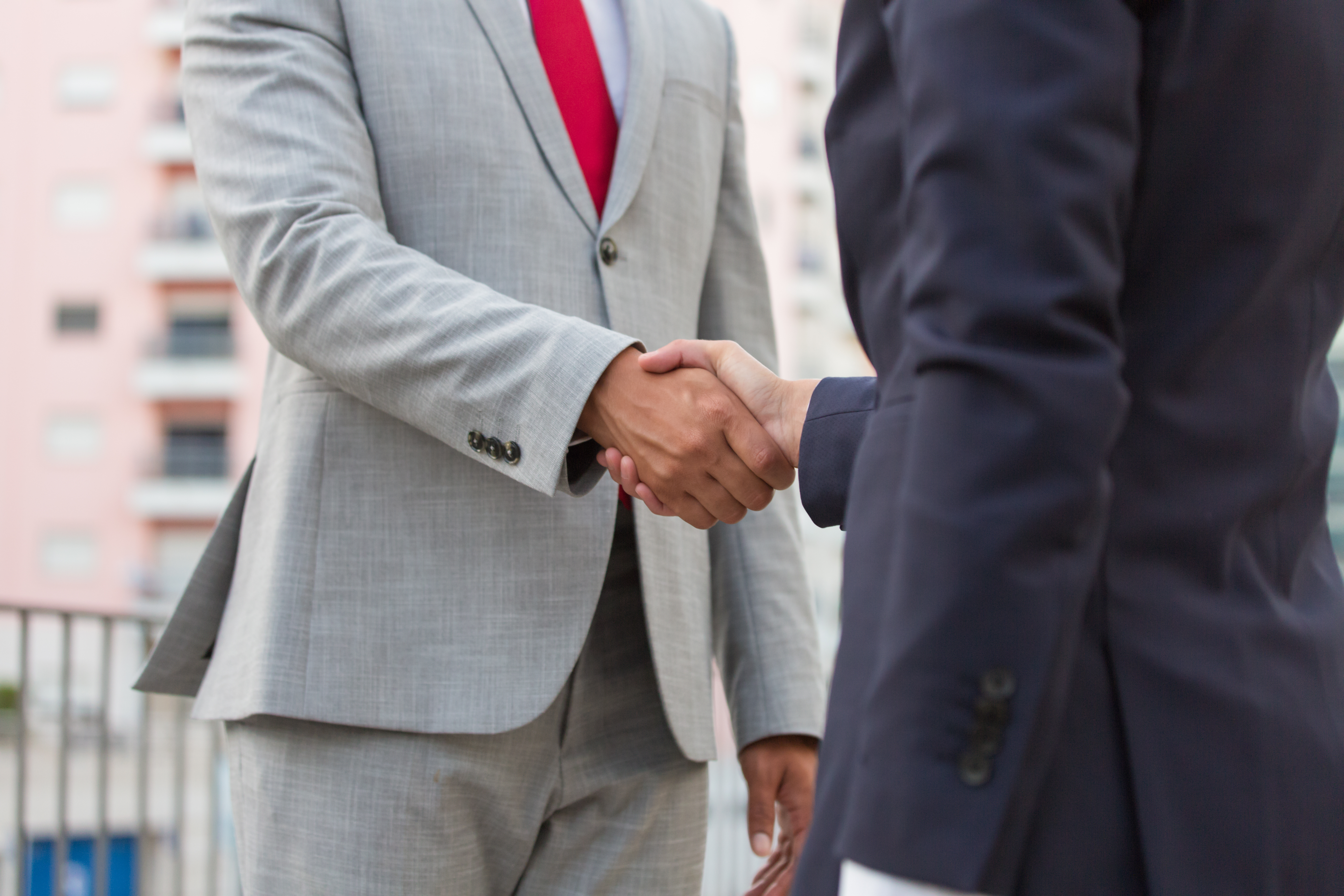تطوير الأعمال والشراكات